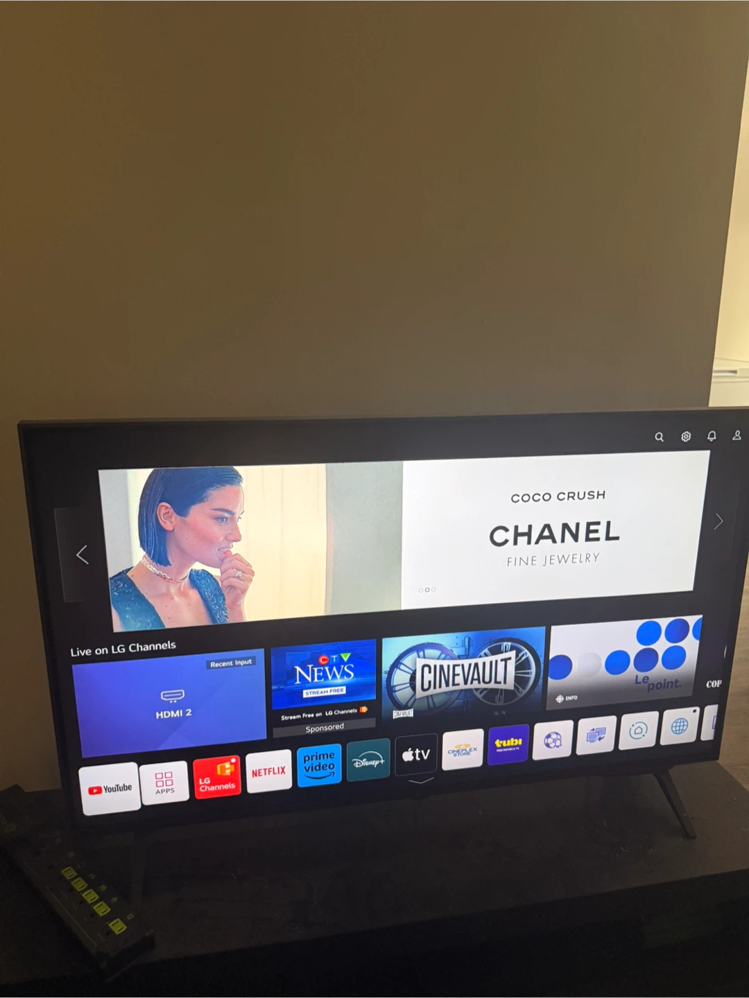 40 inch LG TV