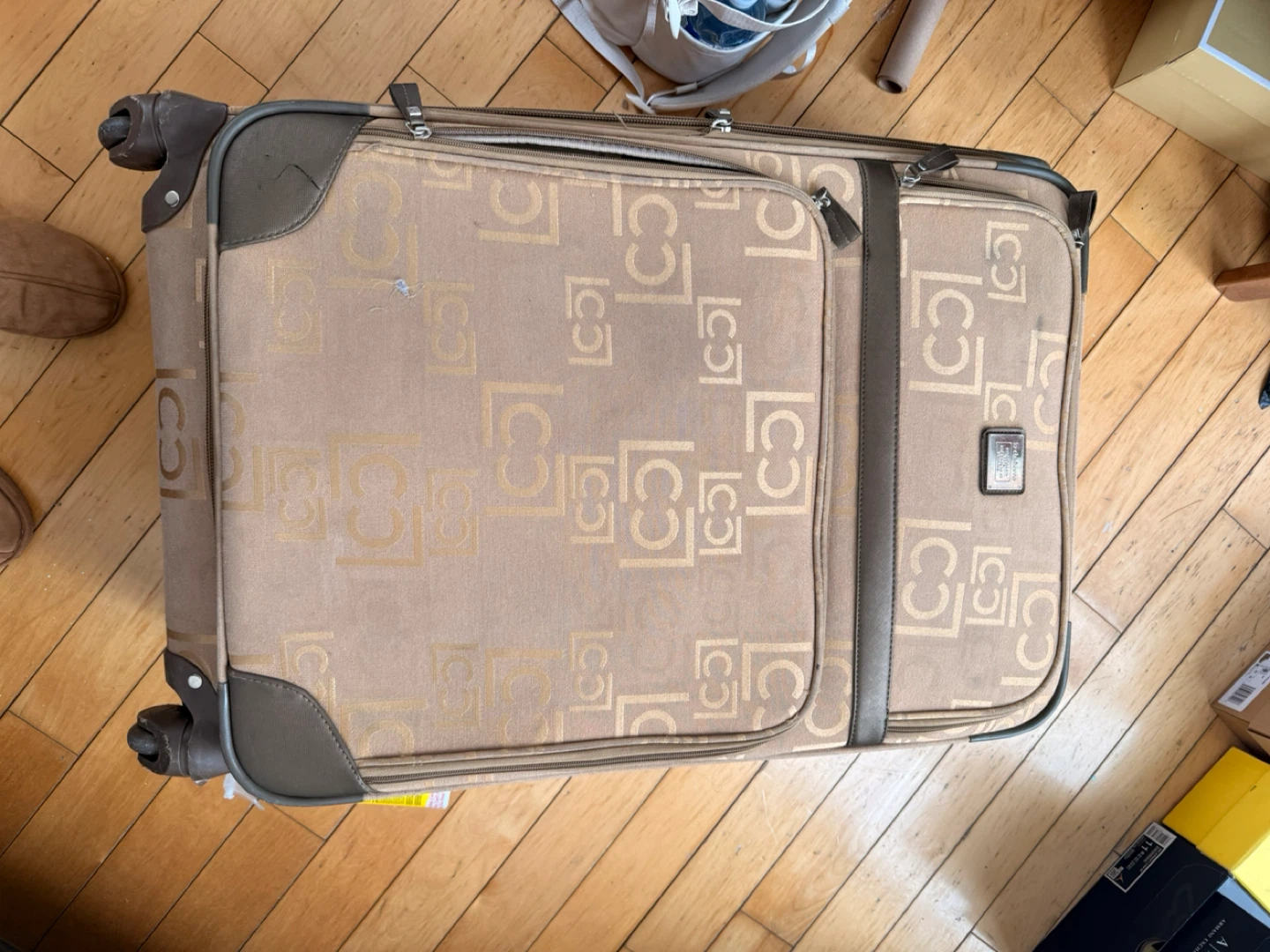 LC Luggage Rolling Suitcase - Tan Monogram