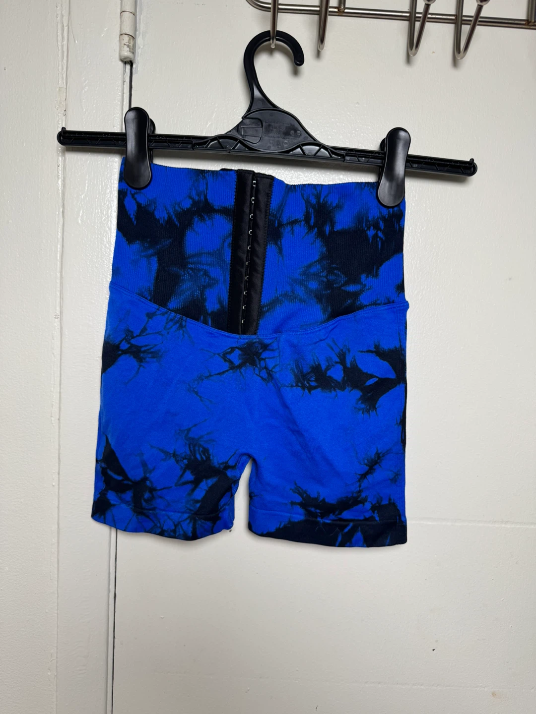 Blue Tie-Dye High-Waisted Biker Shorts - photo 2