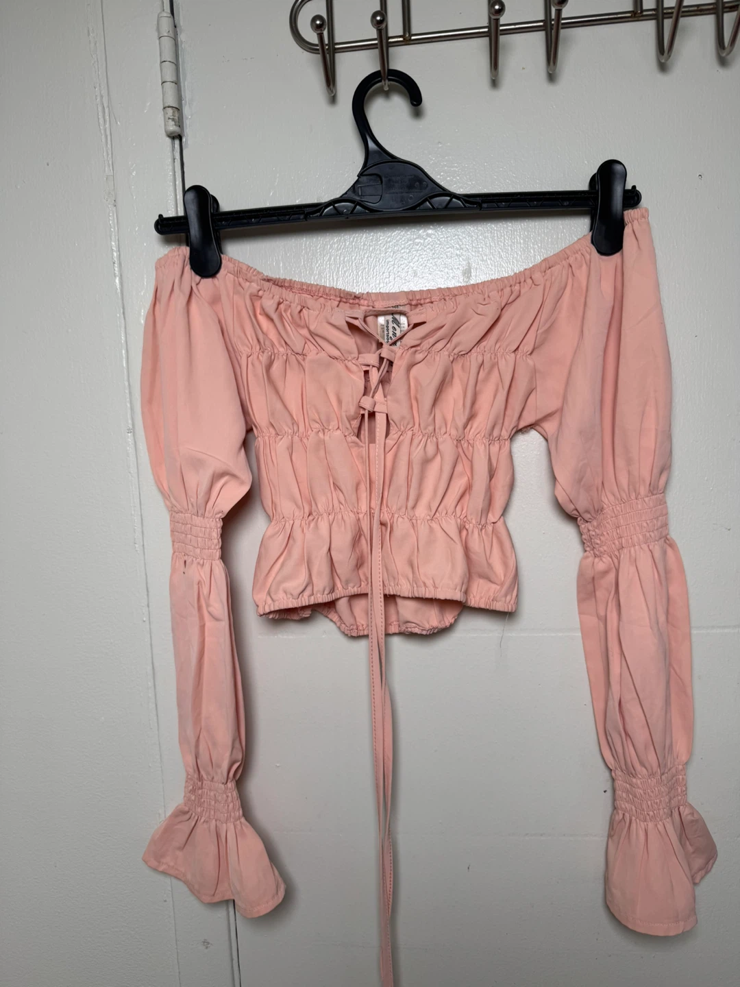 Mengsi Pink Off-the-Shoulder Smocked Crop Top Size S
