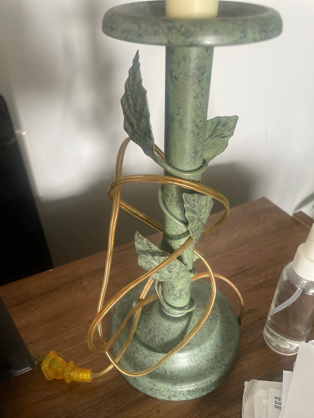 Green Metal Table Lamp with Pleated Shade - photo 2