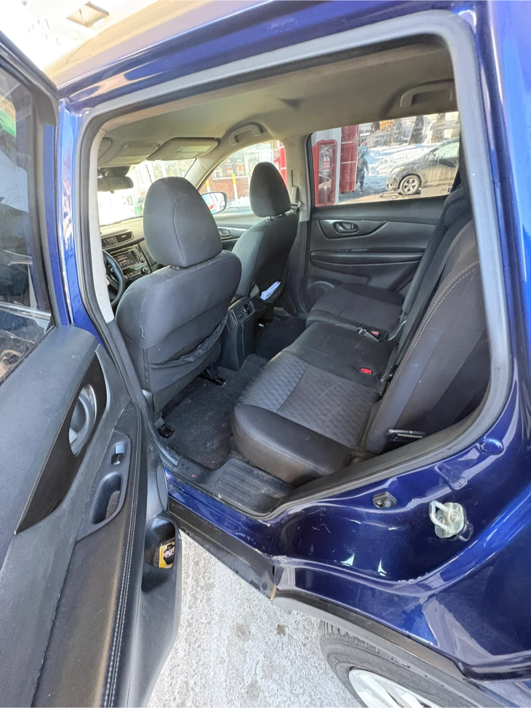 Blue Nissan Rogue SUV 2019 - photo 3