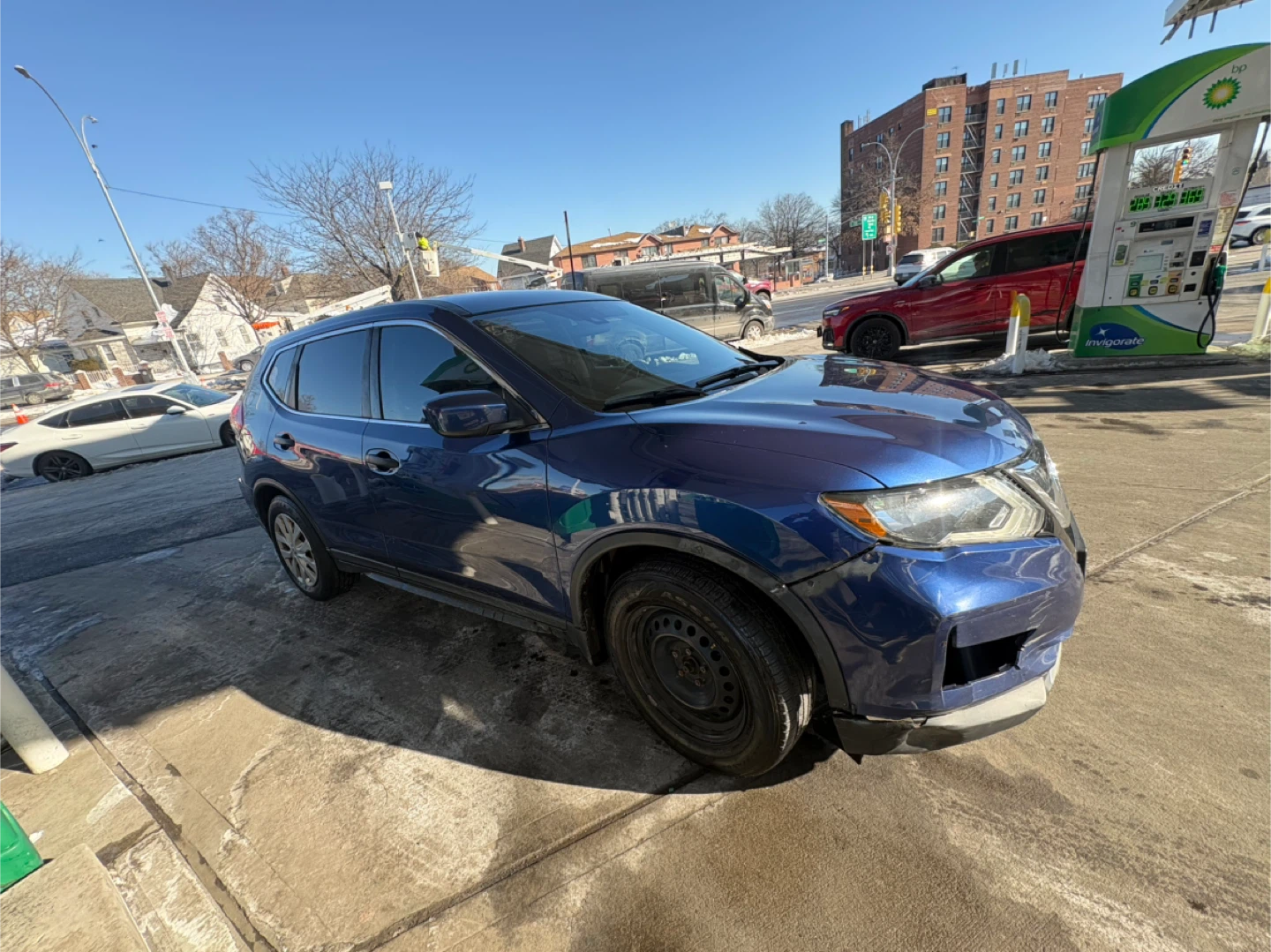 Blue Nissan Rogue SUV 2019 - photo 4
