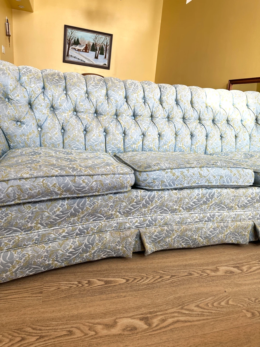 Elegant Vintage Tufted Blue & GoldSofa (CAN DELIVER) - photo 5
