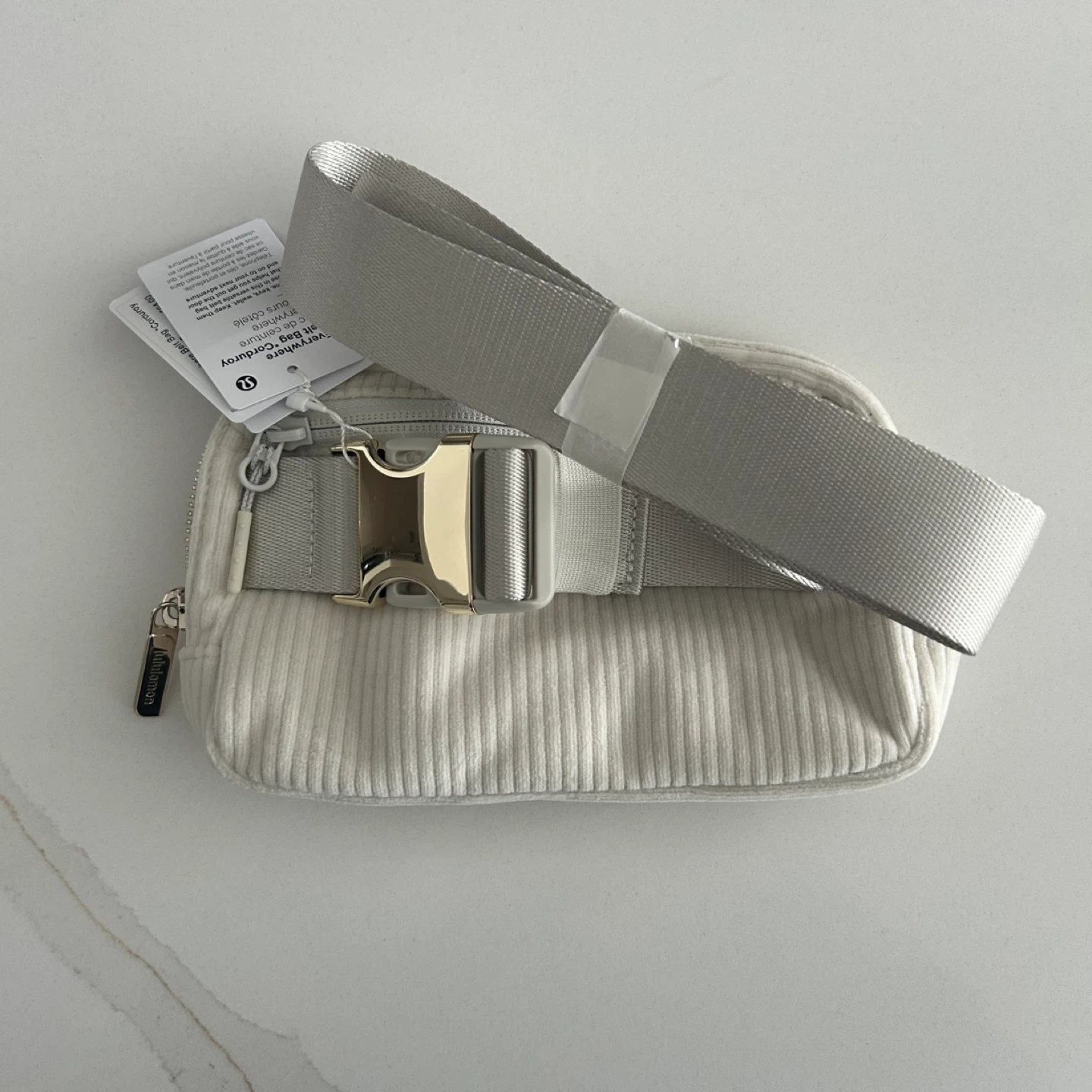 Lululemon Everywhere Belt Bag Corduroy - photo 3