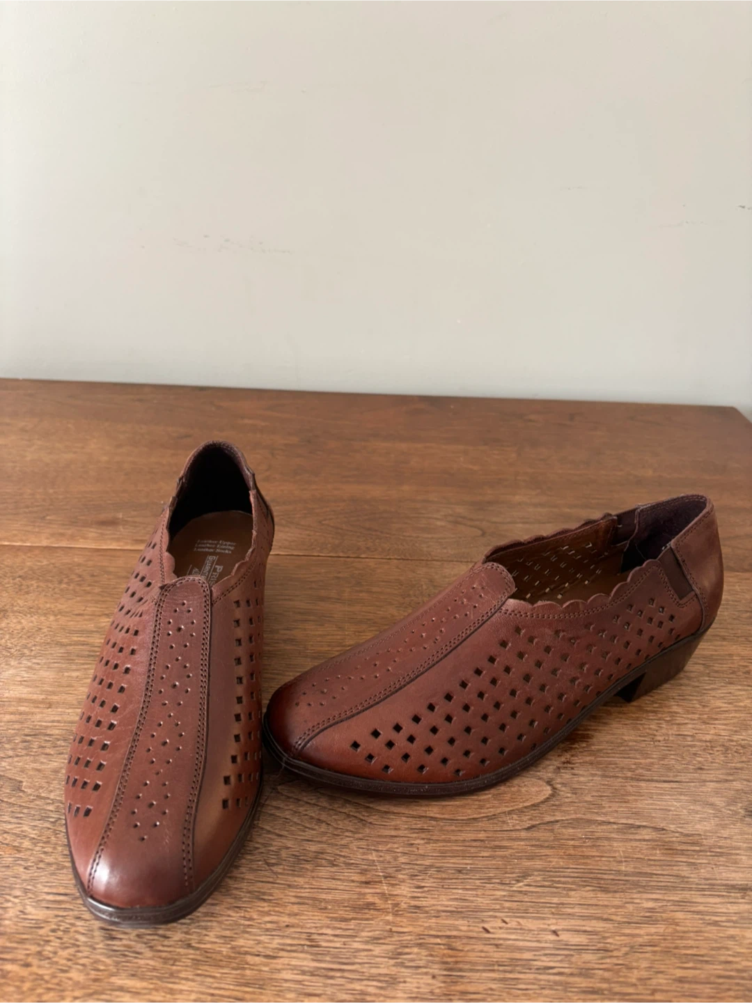 Vintage Brown Leather Perforated Loafer Shoes - photo 3