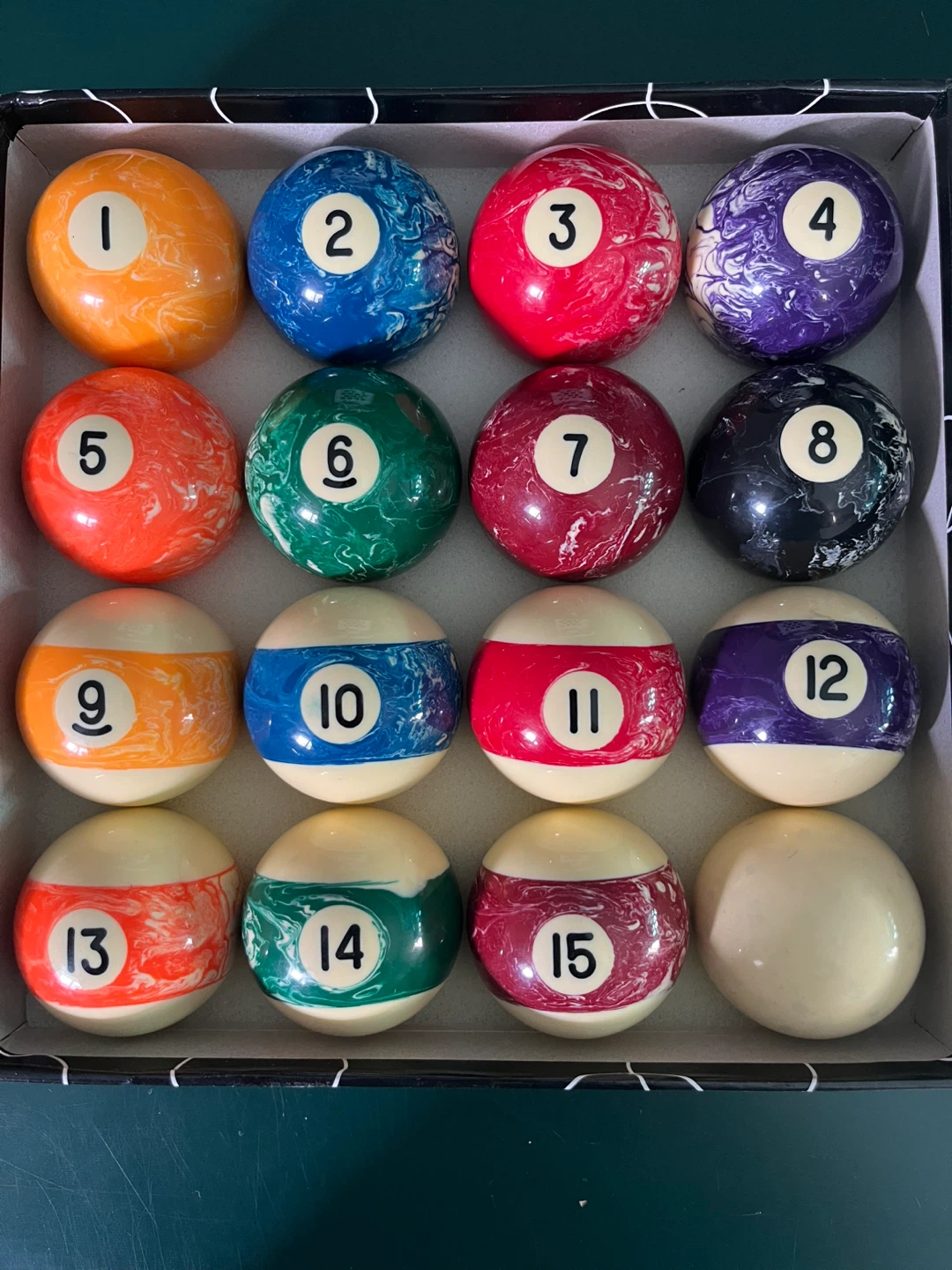 Pool Balls Set with Case