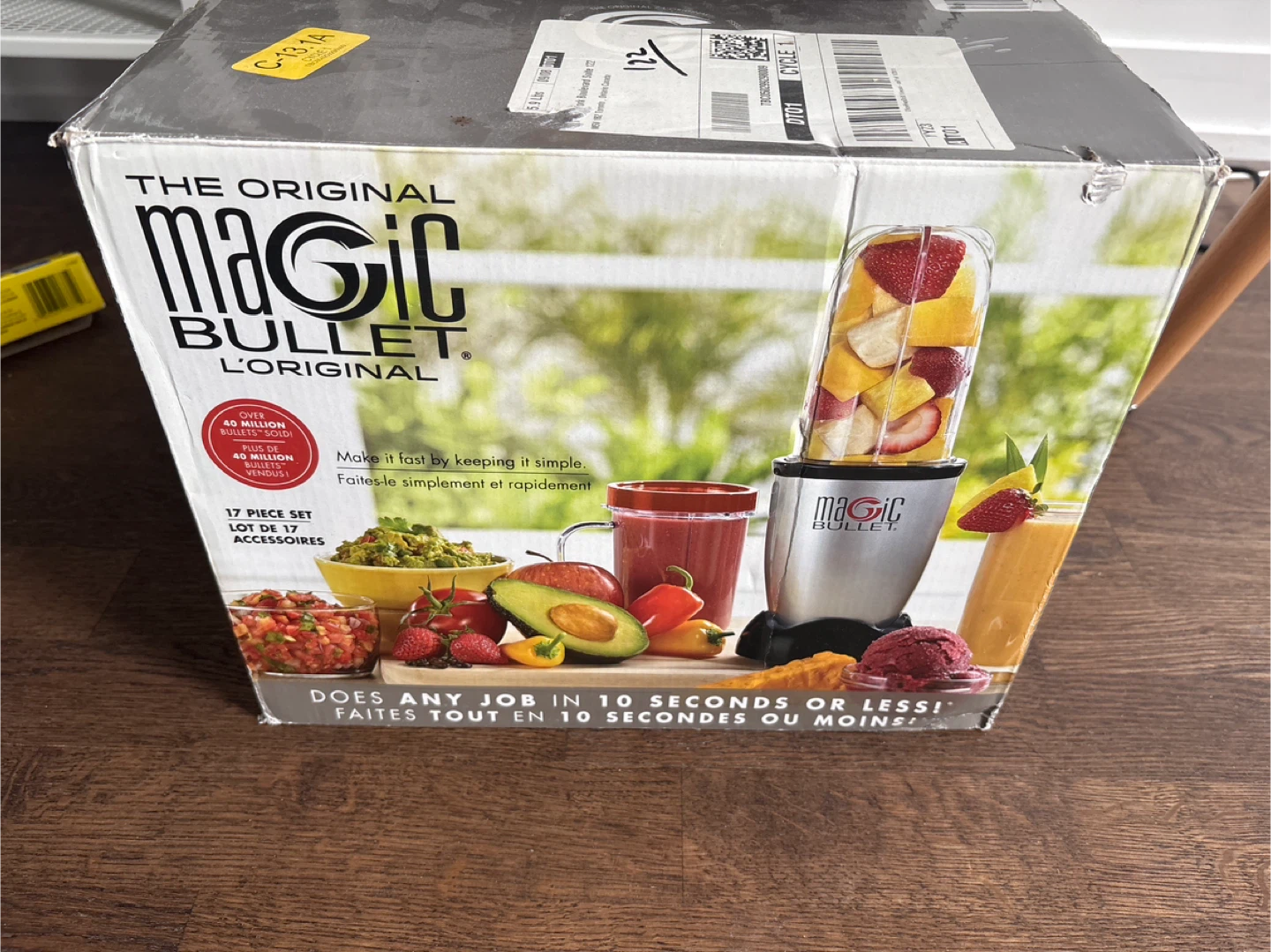 PICKUP ASAP- Magic Bullet 17 Piece Set Blender
