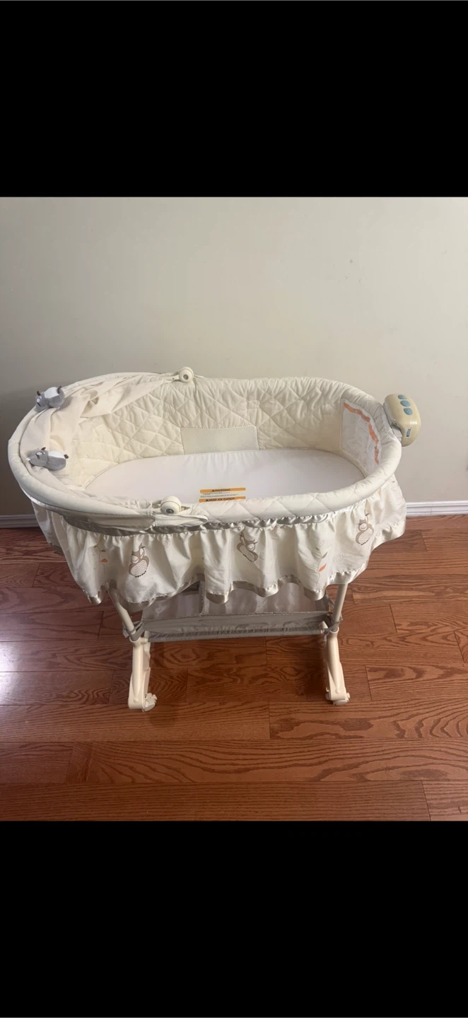 Baby Bed with Sleep Sounds, Night Light, Soft Vibration - photo 2