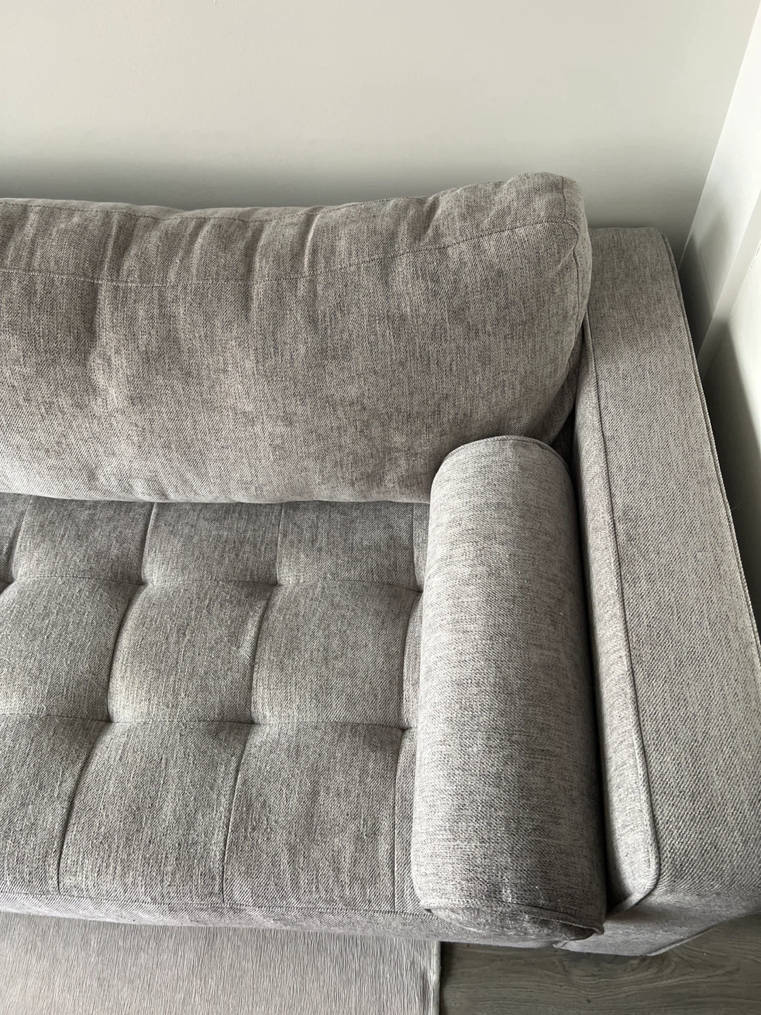 Beige grey 3 seater sofa great for sleepover - photo 4