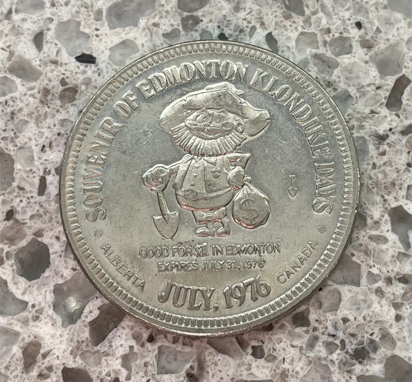 Edmonton Klondike Days Souvenir Dollar - 1976 & 1984 - photo 4