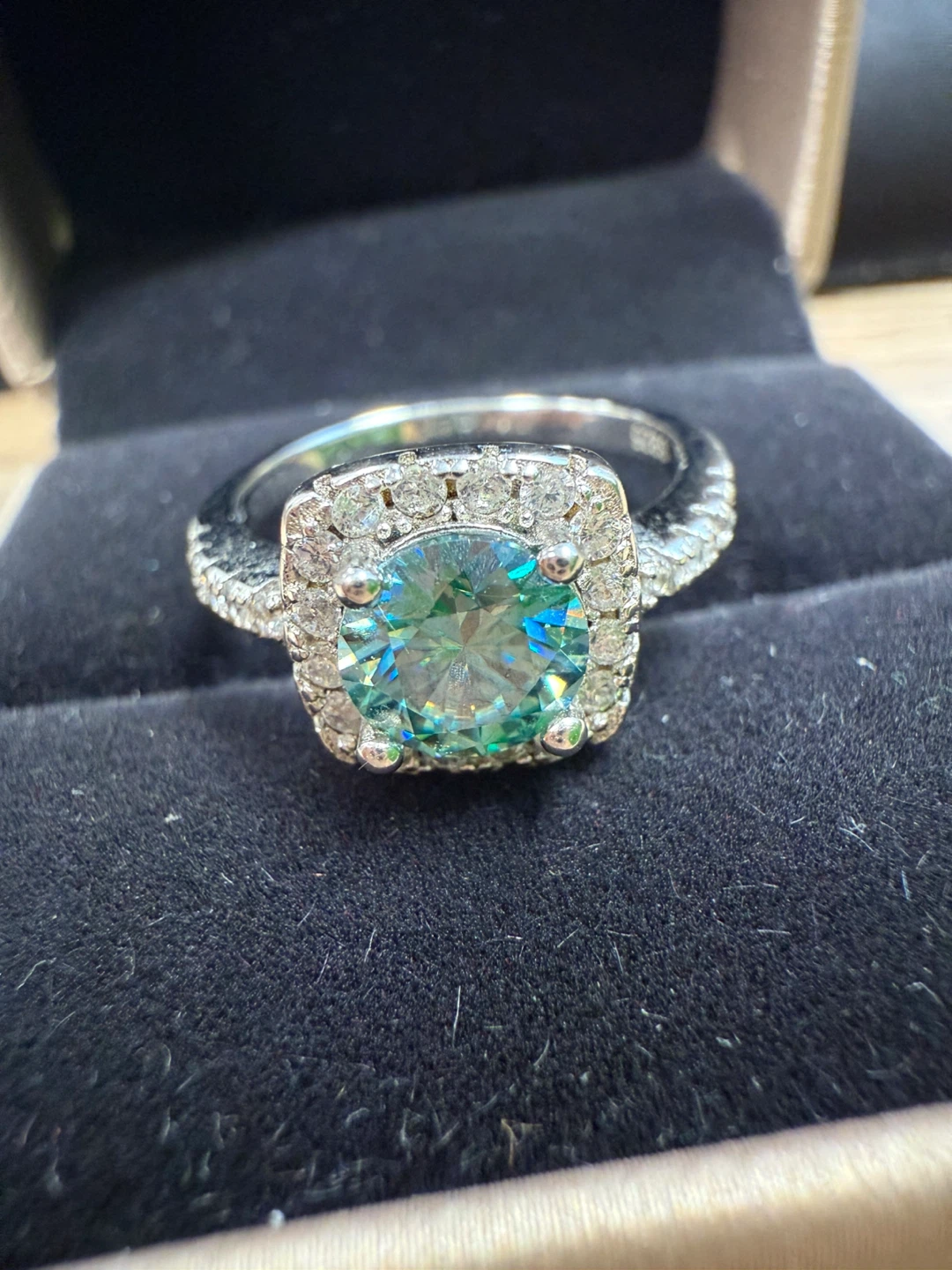 Brand new green moissanite Halo Ring 💍 size 6 - photo 4