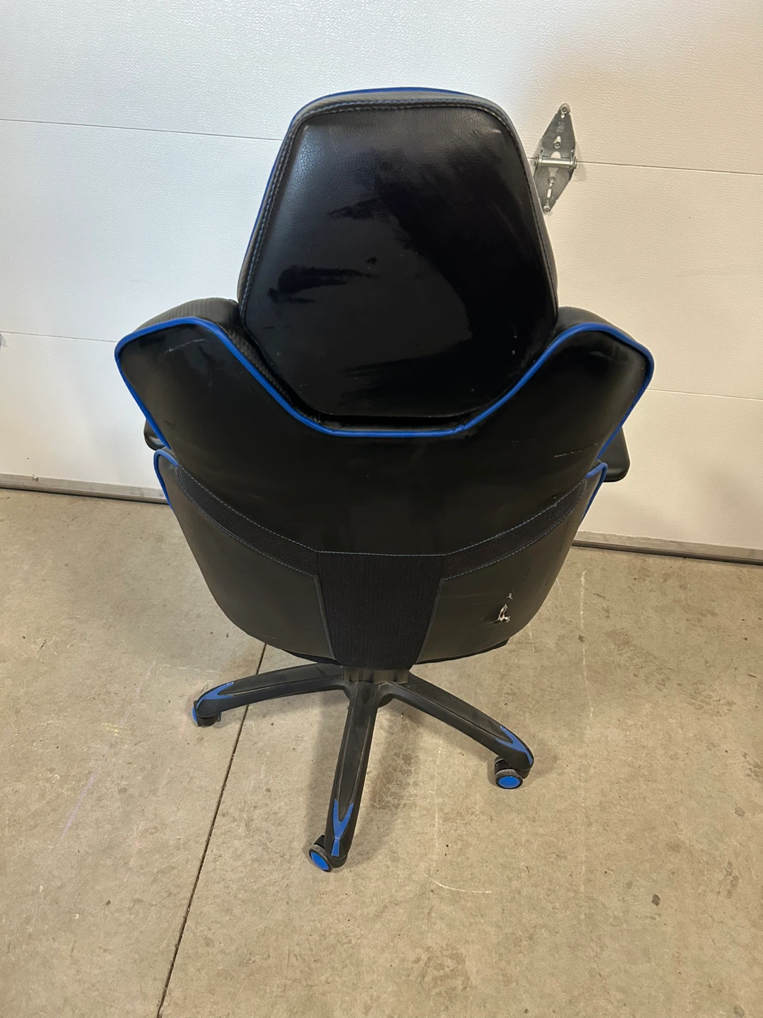 Black and Blue Gaming Chair - photo 2
