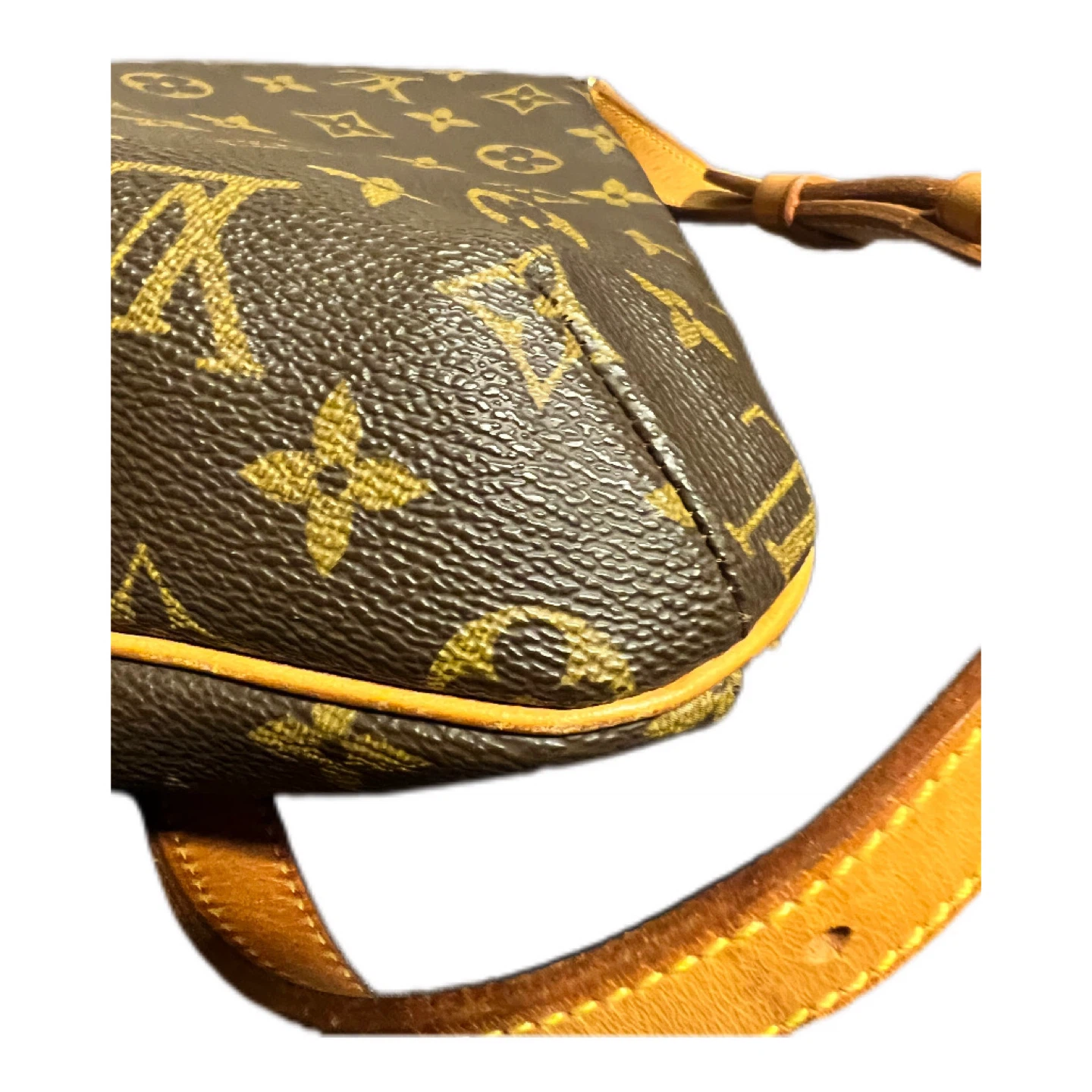Louis Vuitton Monogram Canvas Shoulder Bag - photo 4