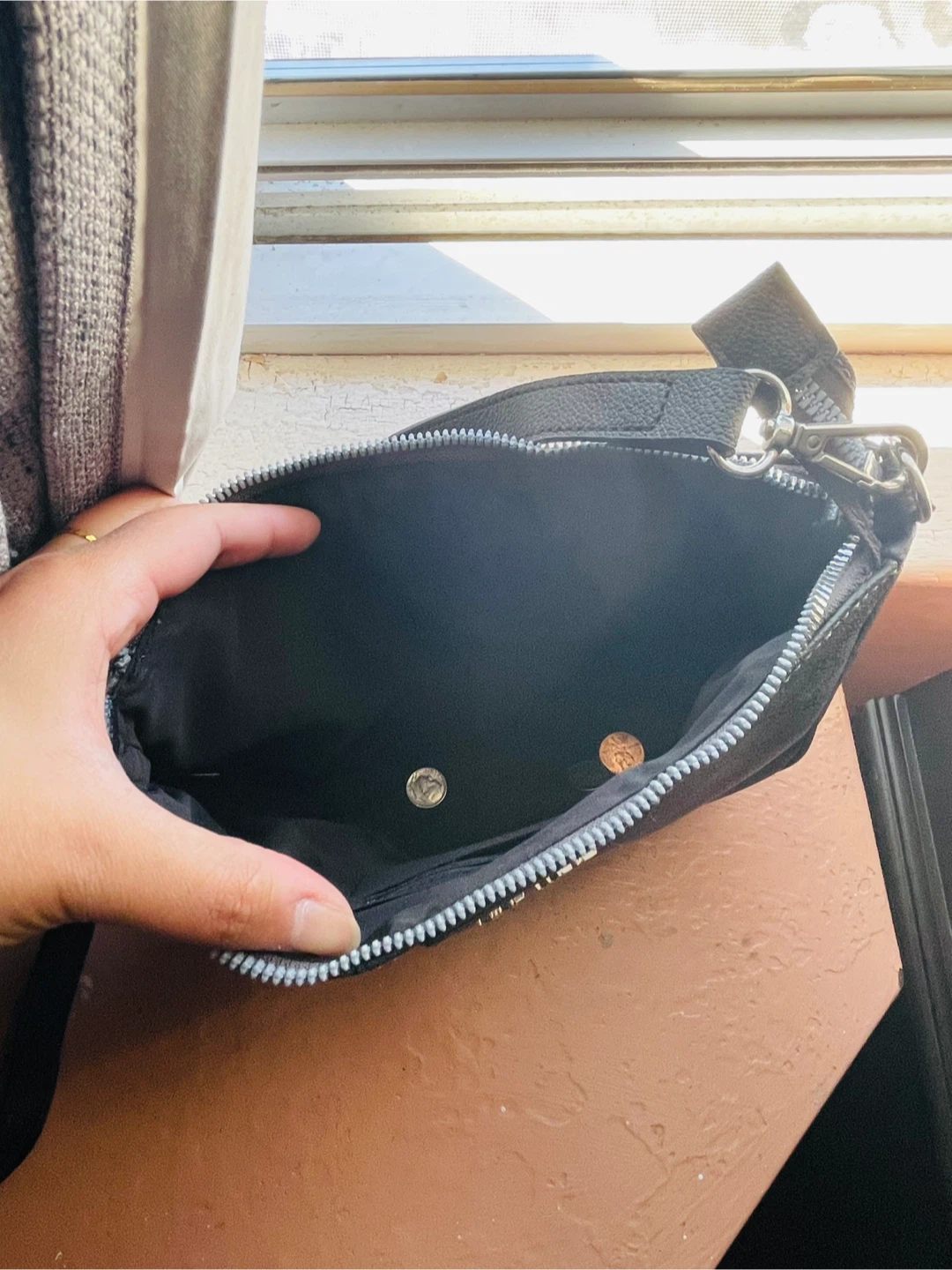 Nine West Black Monogram Crossbody Bag - photo 4