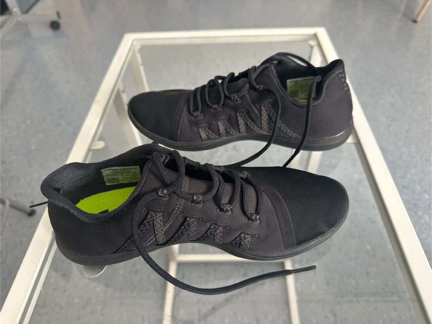 Under Armour Black Training Shoes size 7 - photo 2