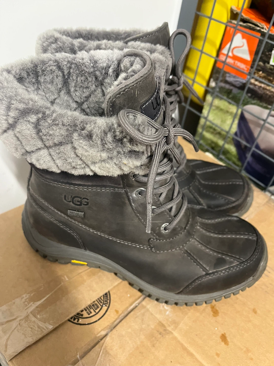 Ugg Boots size:38.5 - photo 3