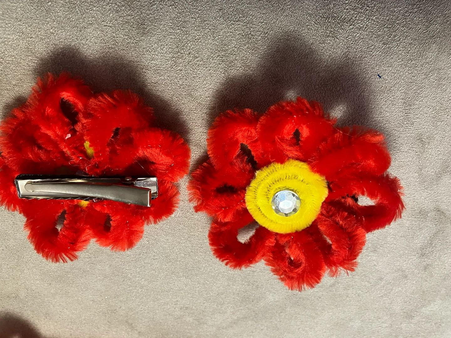 Pipe Cleaner Flower Hair Clips - photo 5
