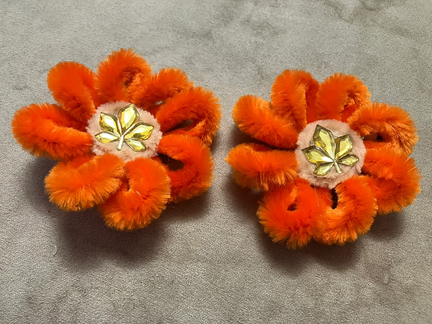 Fuzzy Flower Hair Clips (Set of 2) - photo 3