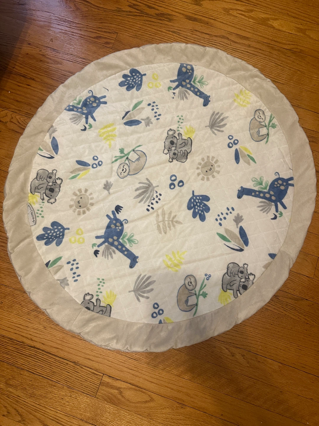 Round Play Mat with Jungle Animals