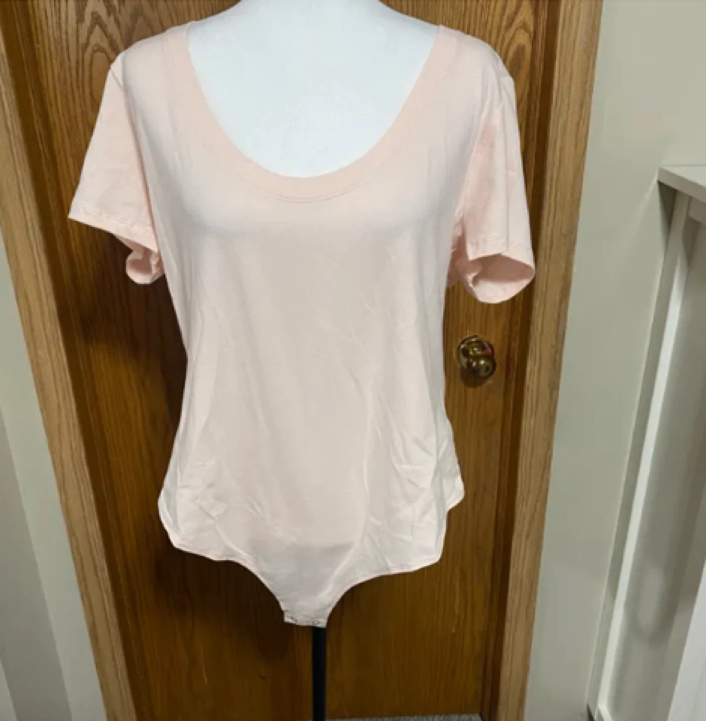Brand new plus size scoop neck bodysuit pink