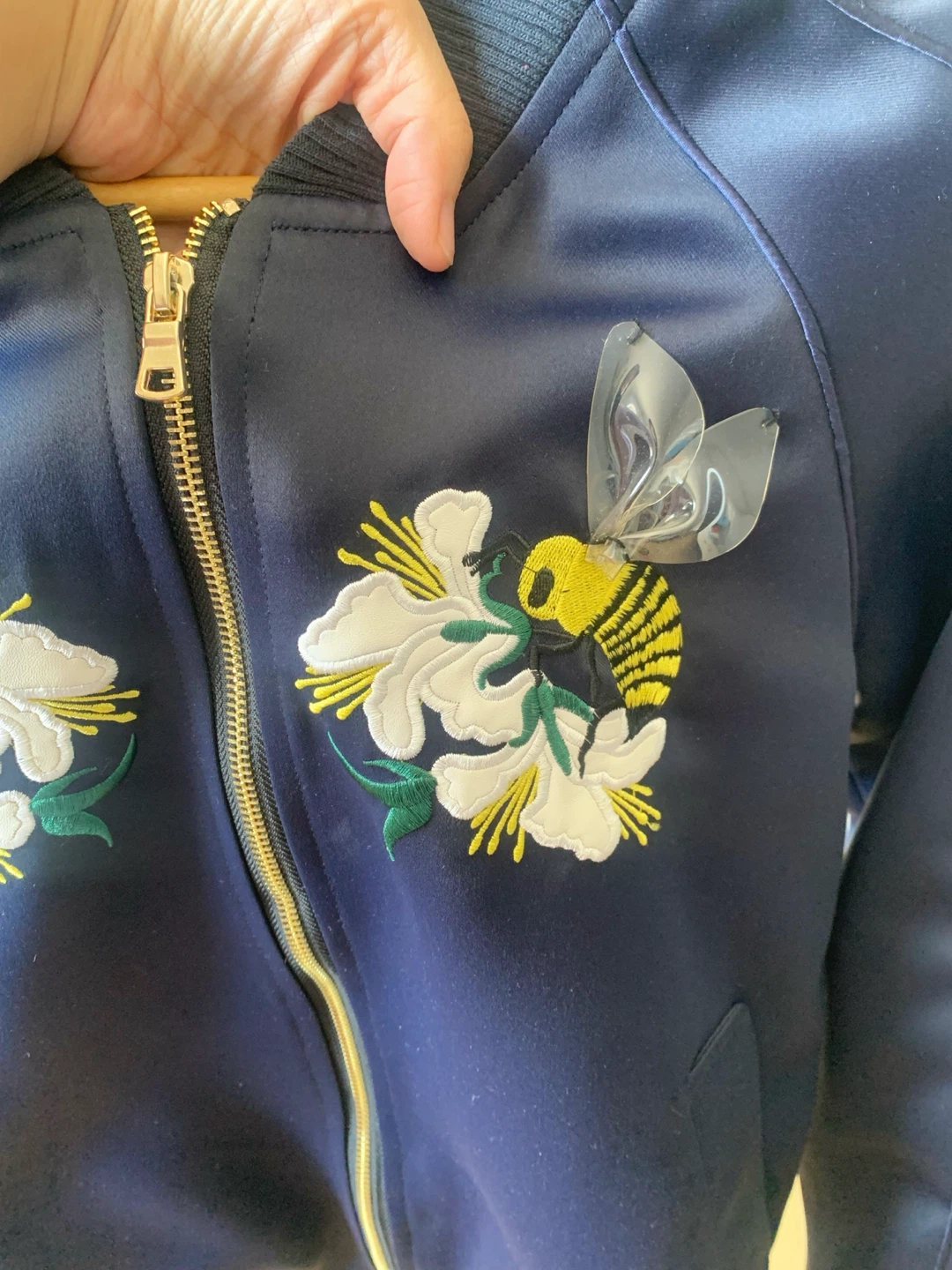 Navy Satin Bomber Jacket with Bee Embroidery – Size M - photo 4