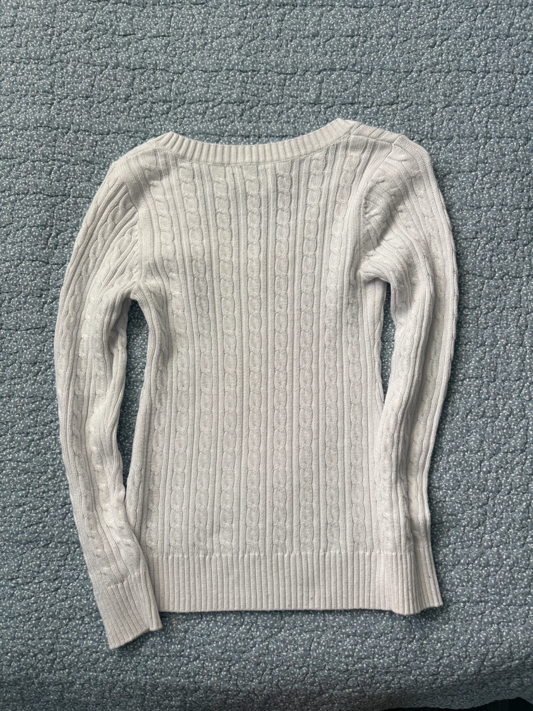 Hollister Cable Knit V-Neck Sweater - photo 2