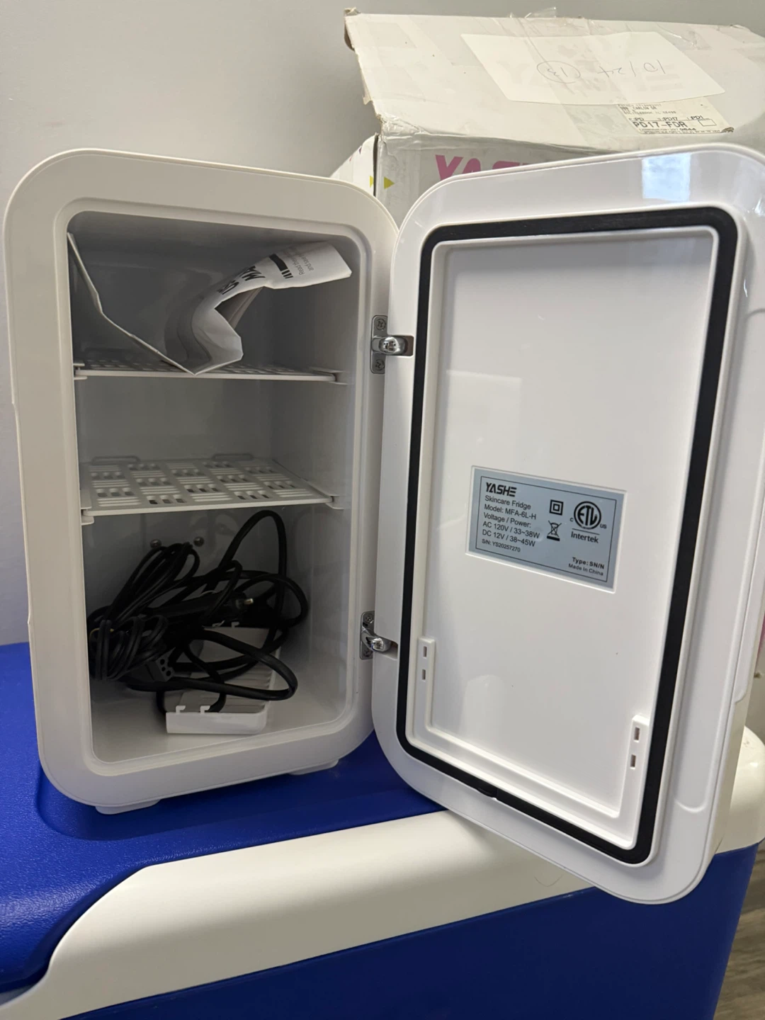 Yashe 6L Skincare Fridge - photo 2