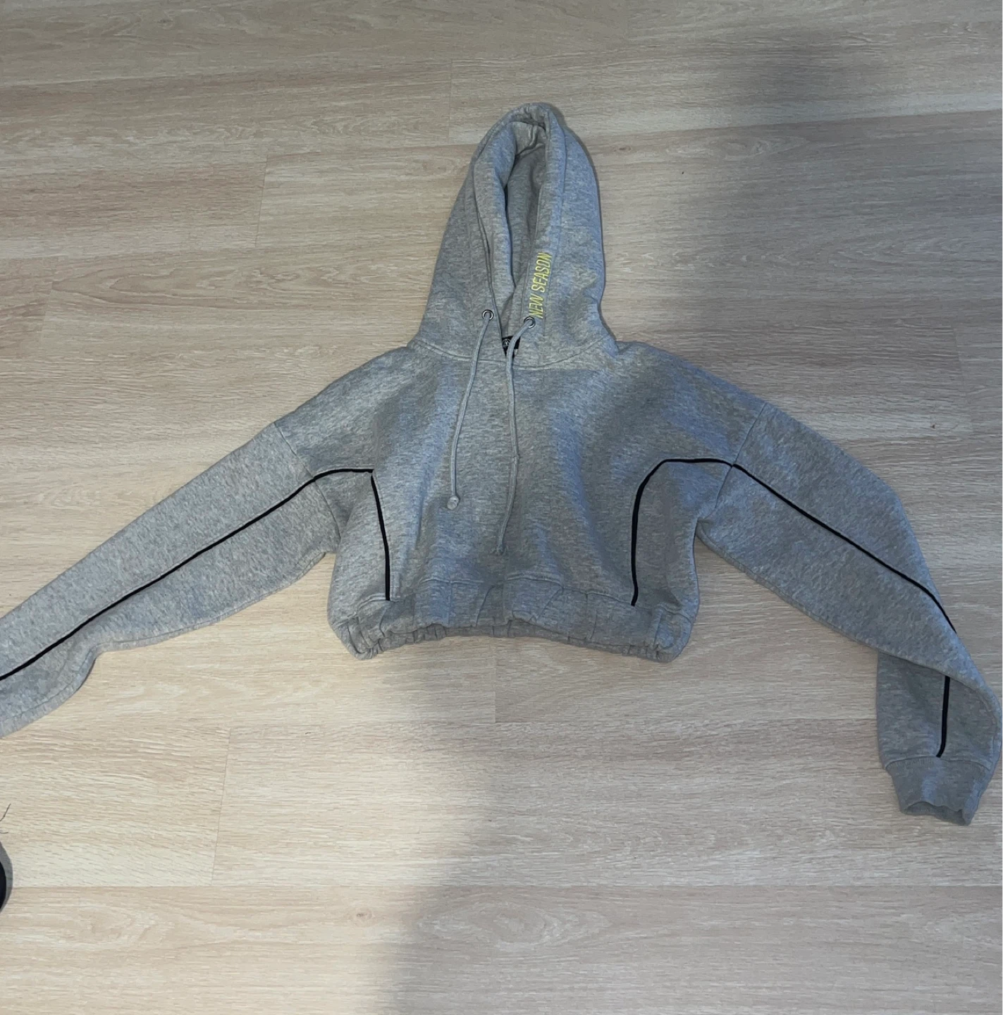 Missguided Grey Cropped Hoodie SMALL