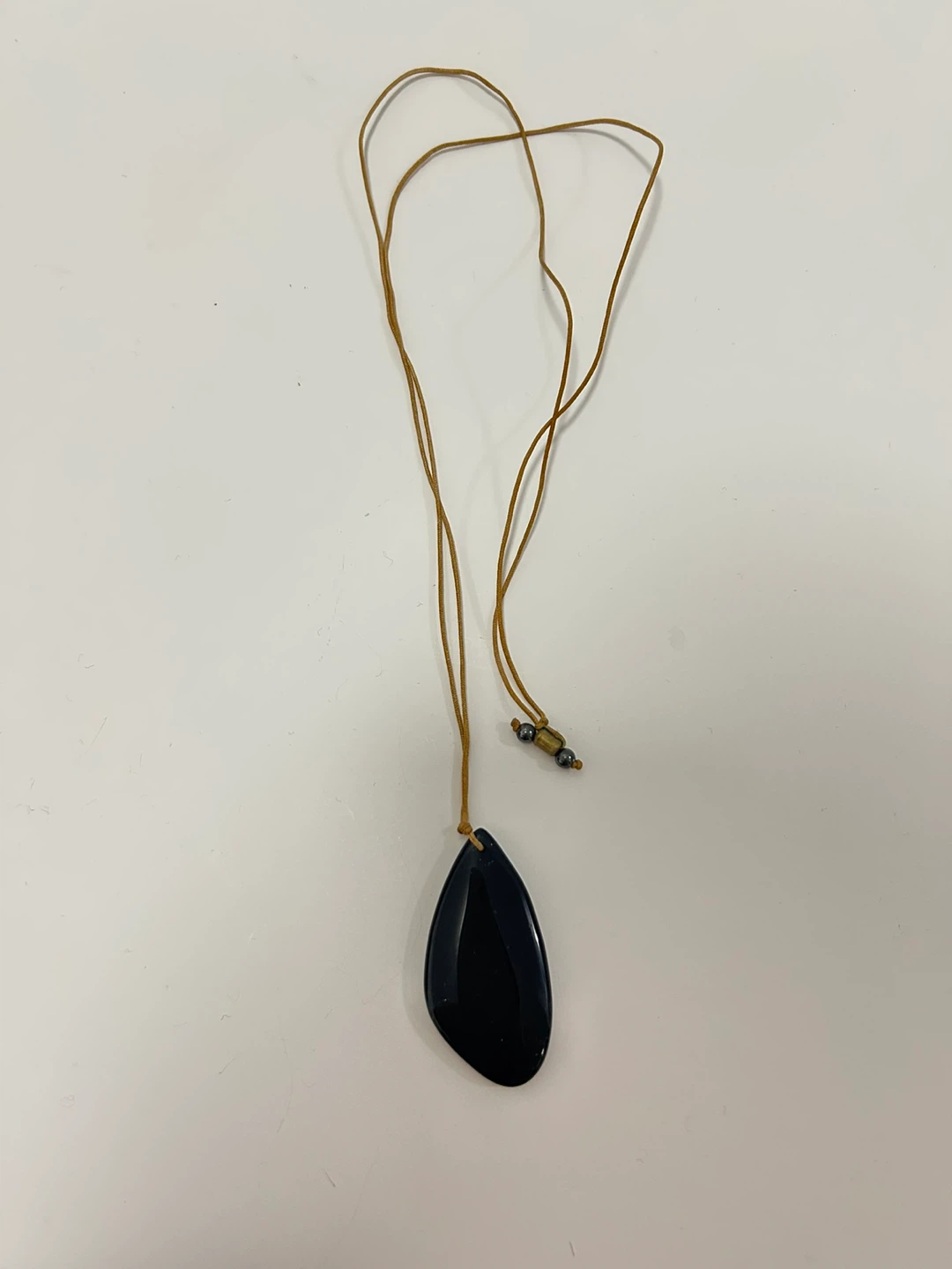 Preowned Simple Black Necklace Teardrop Pendant Ready To Wear 🏆