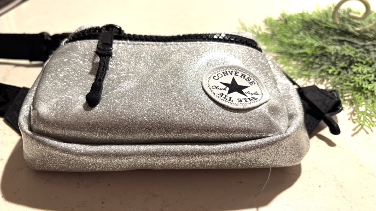 Converse Chuck Taylor All Star Glitter Fanny Pack - photo 2