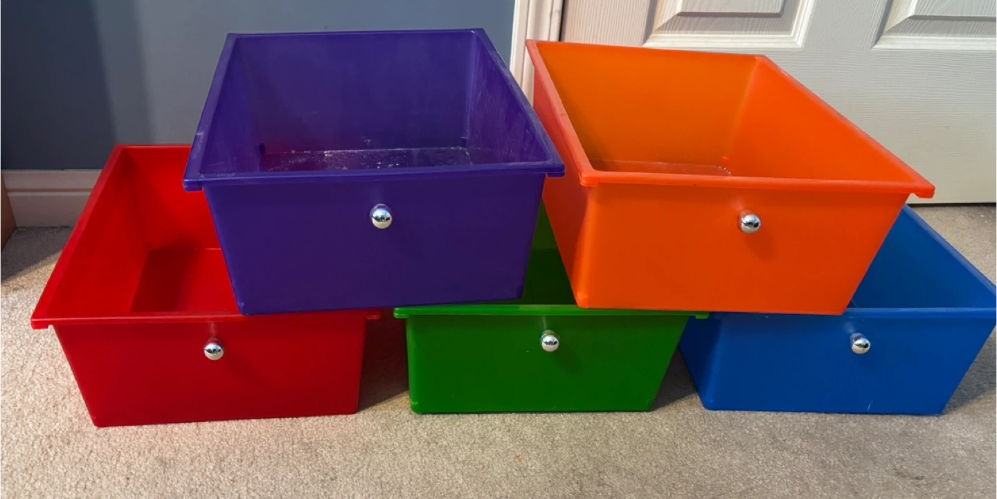Beautiful Plastic Storage Bins - Set of 5 (15” x 11” x 5”) - photo 2