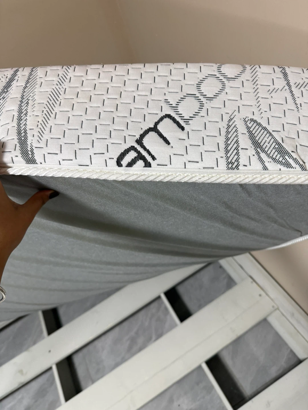 Queen Size Bamboo Breeze 8-inch Foam Mattress - photo 5