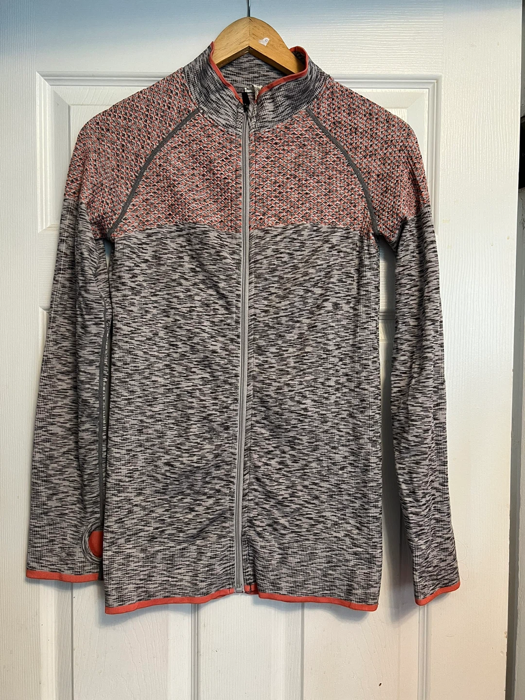 Athletic Zip-Up Track Jacket 🏆