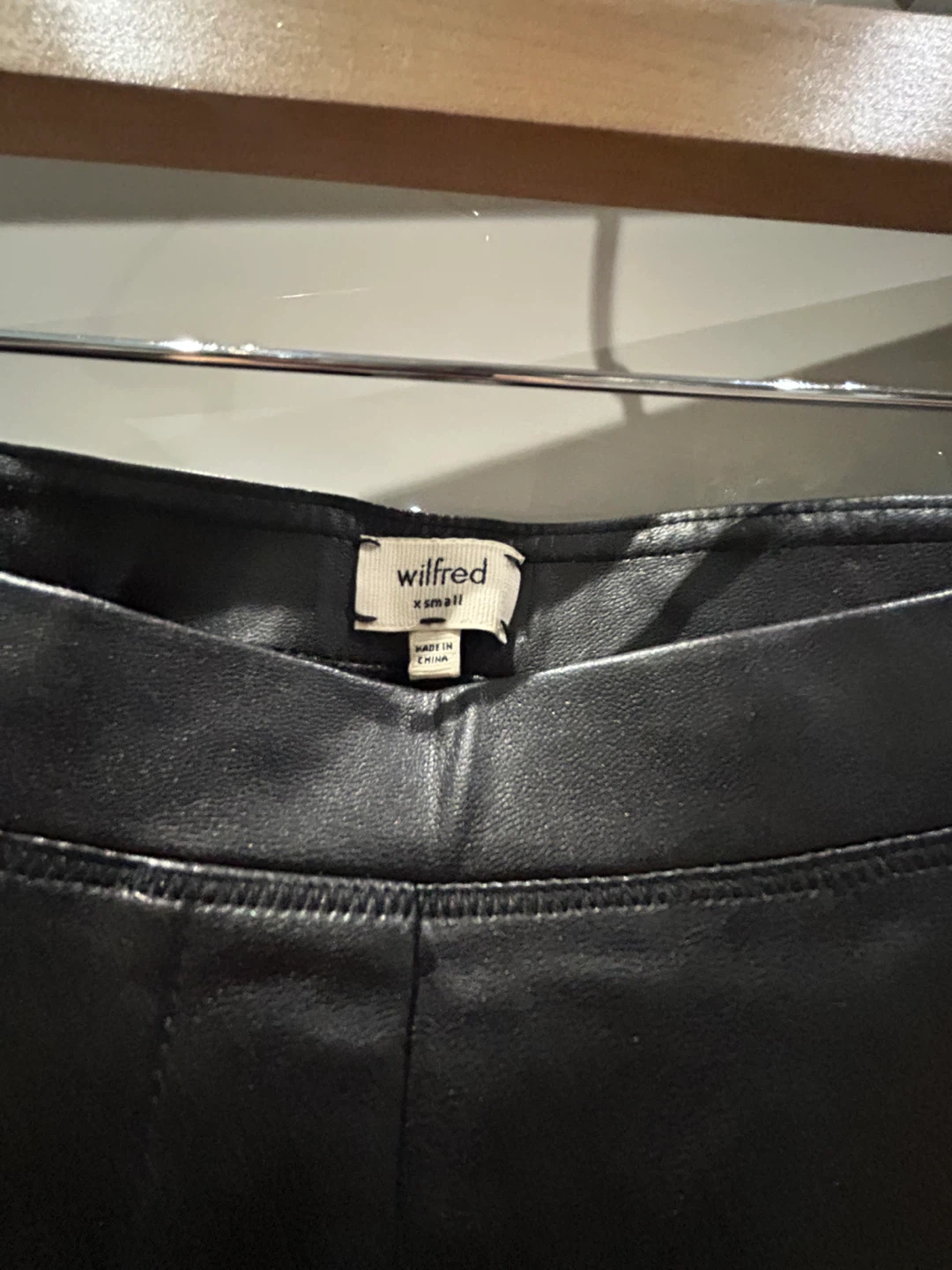 Wilfred Faux Leather & Jersey leggings - photo 3