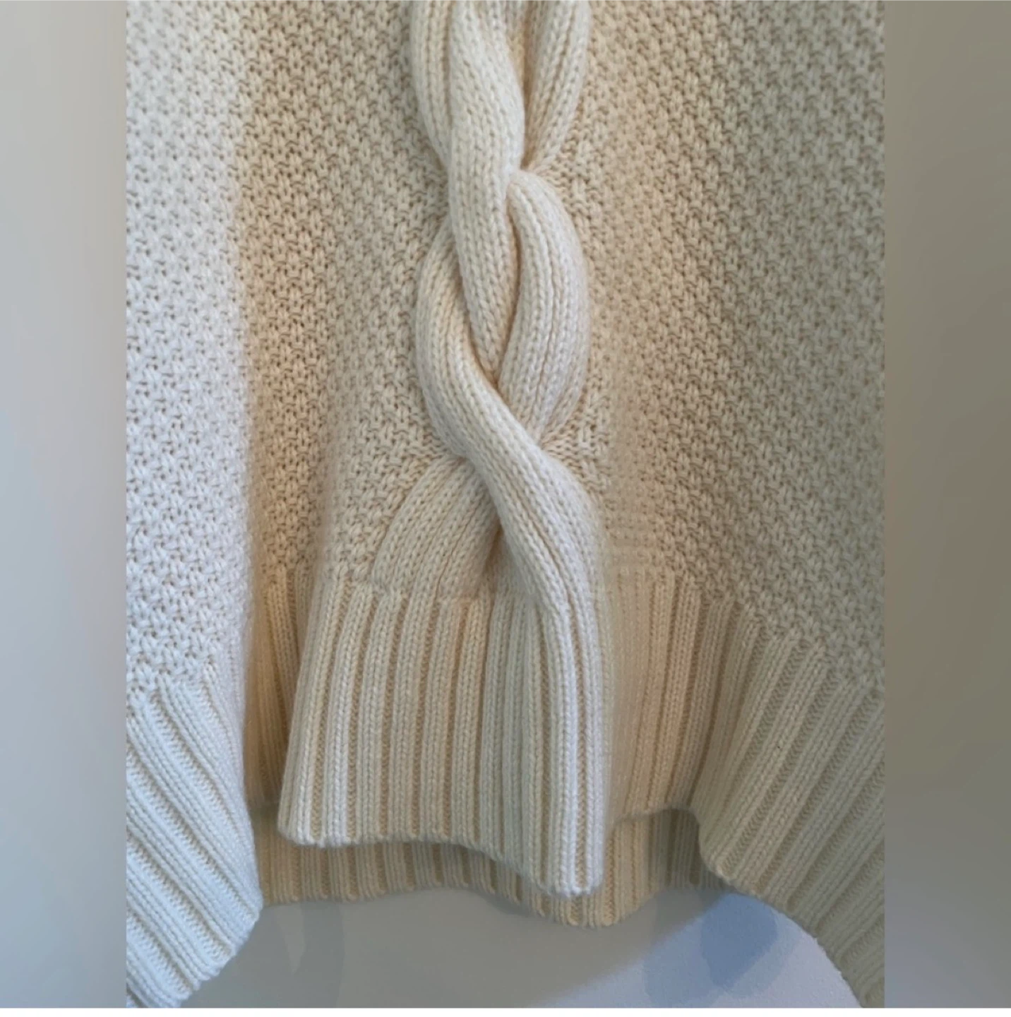 Talbots Cream Cable Knit Sweater 🏆 - photo 3