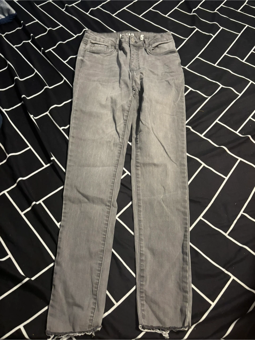 Miami 5 Grey Denim Jeans - Size 5