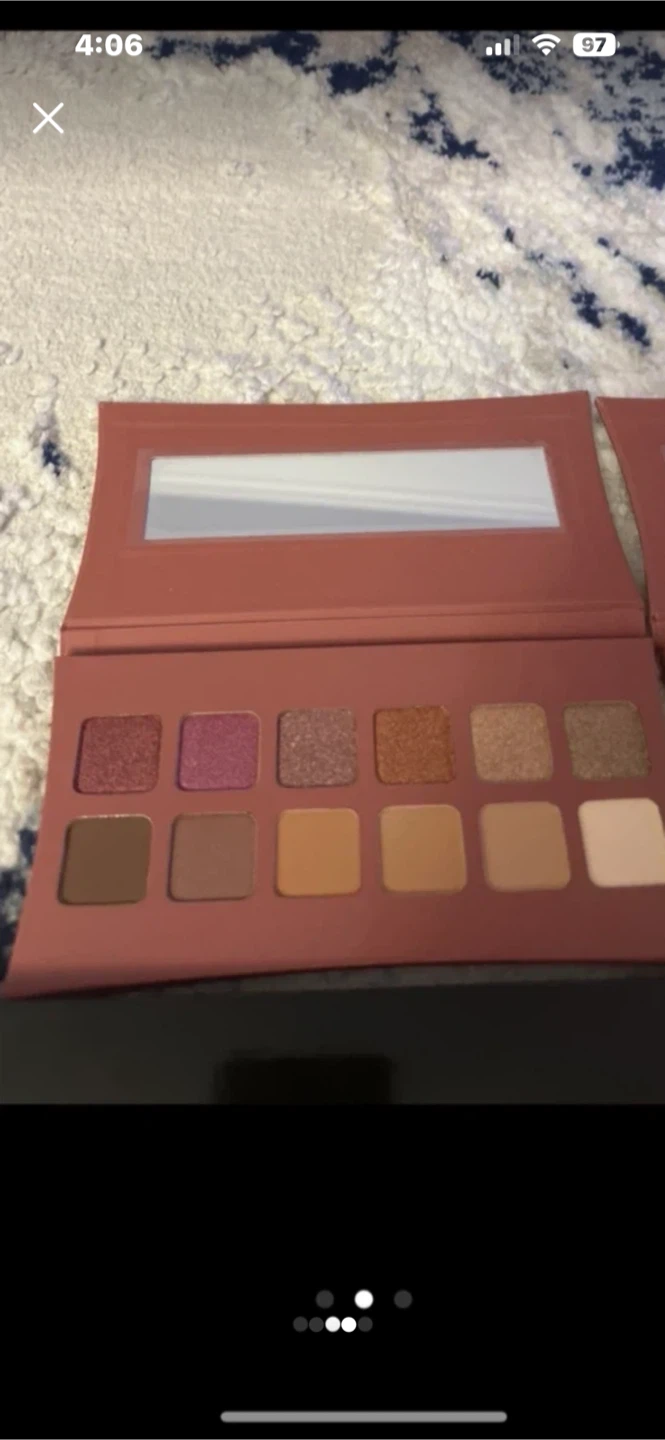 ILLAMASQUA Unveiled Artistry Eye Shadow Palette