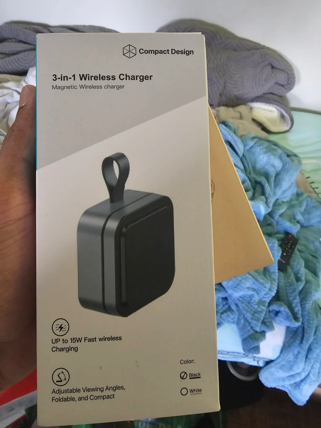 UEQ 3-in-1 Wireless Charging Station
