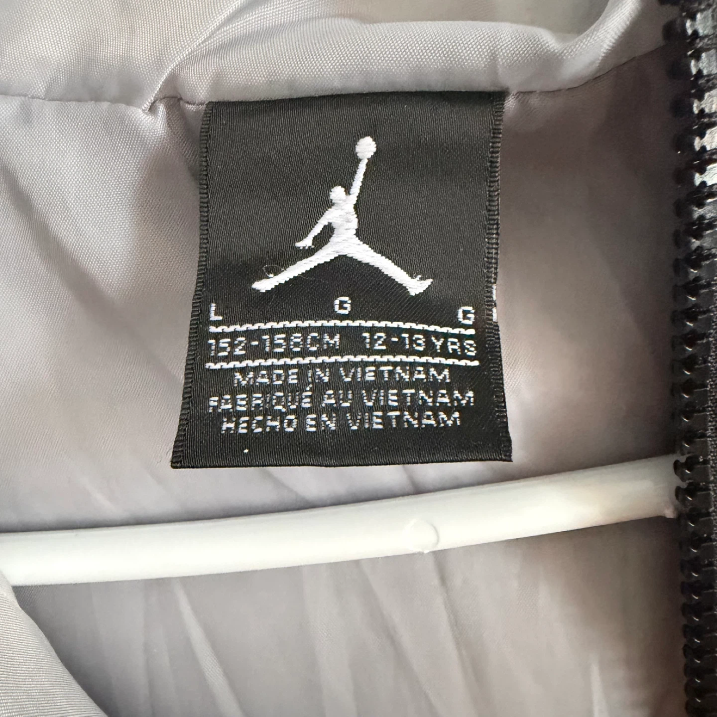 Jordan Puffer Jacket Size L - photo 3