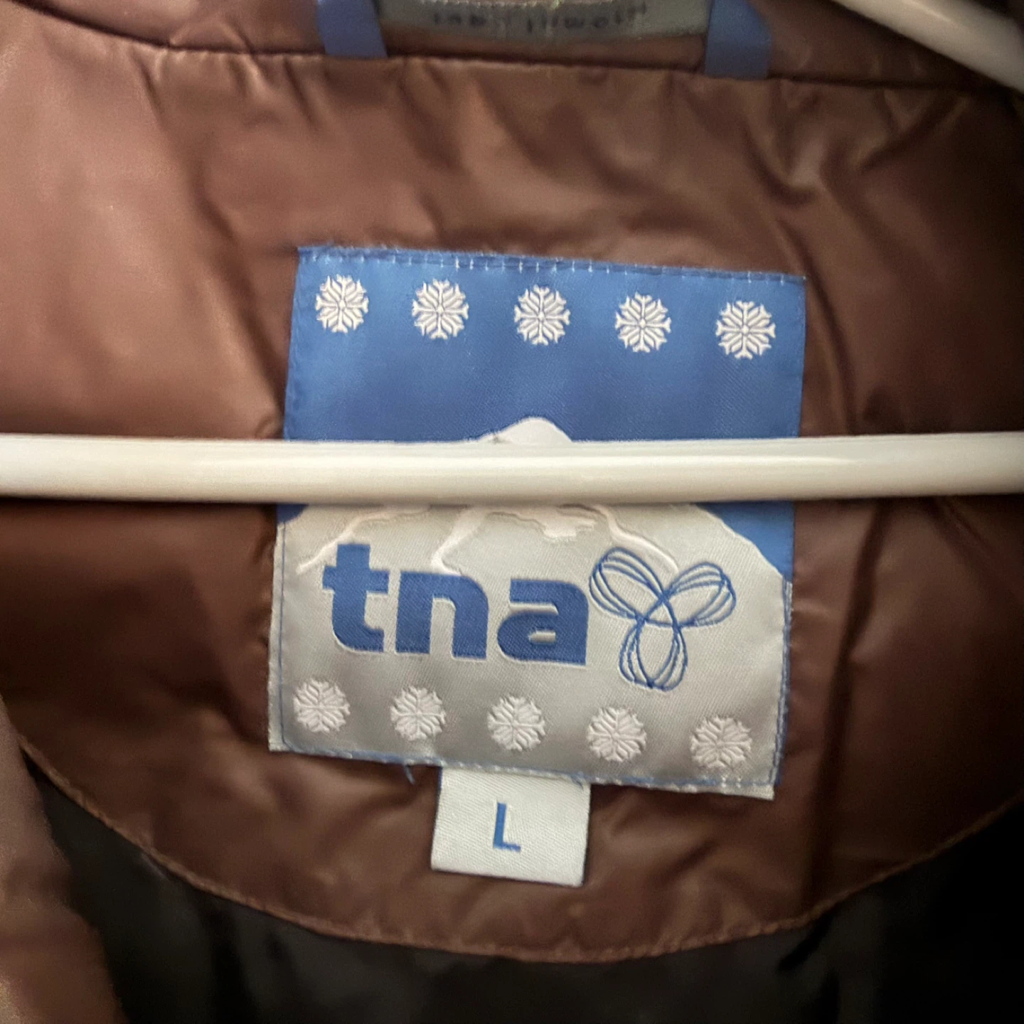 TNA Puffer Vest Size L - photo 3