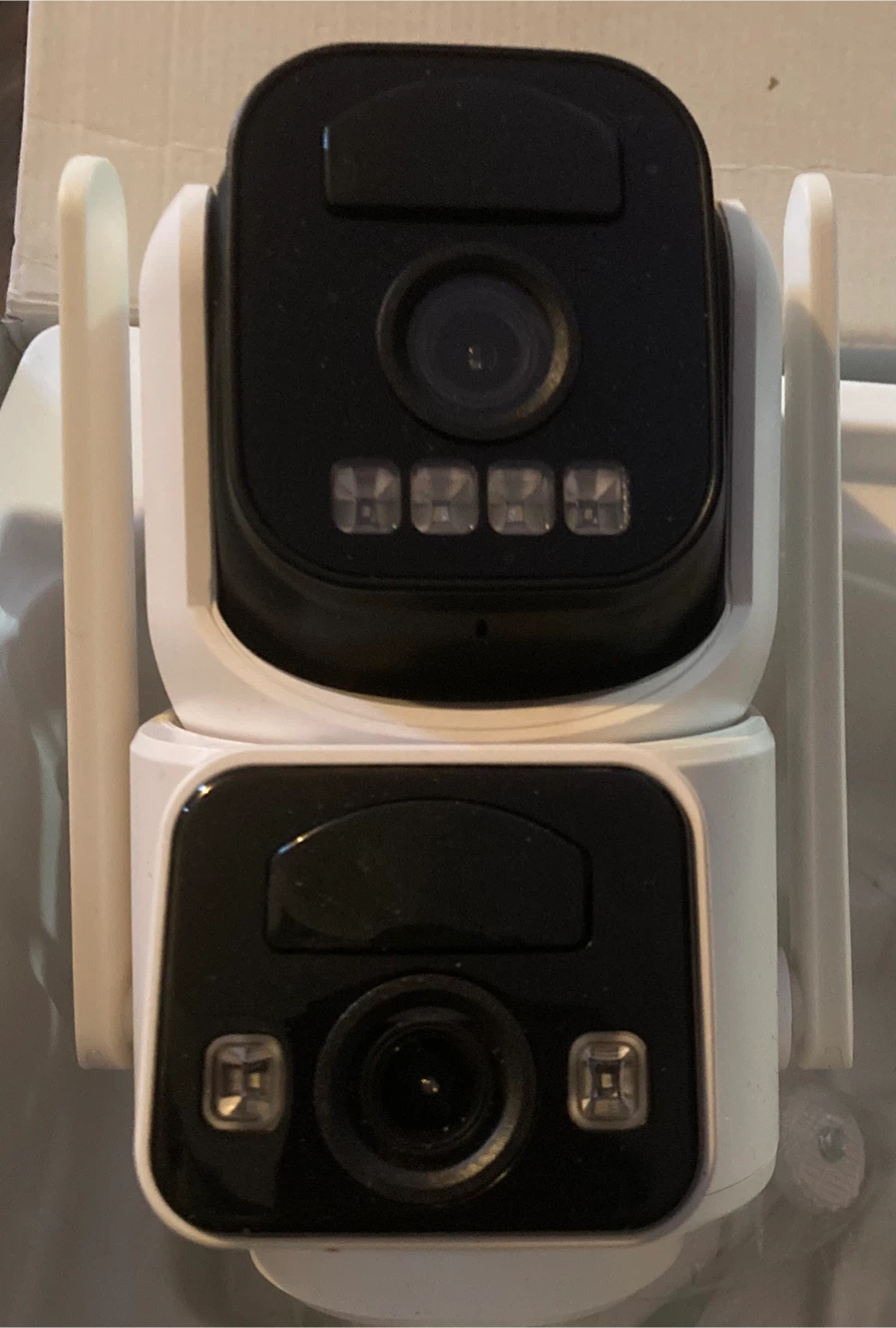 Brand new 2K Solar Security Camera - photo 2