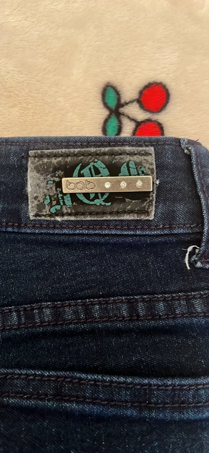 dark blue skinny jeans