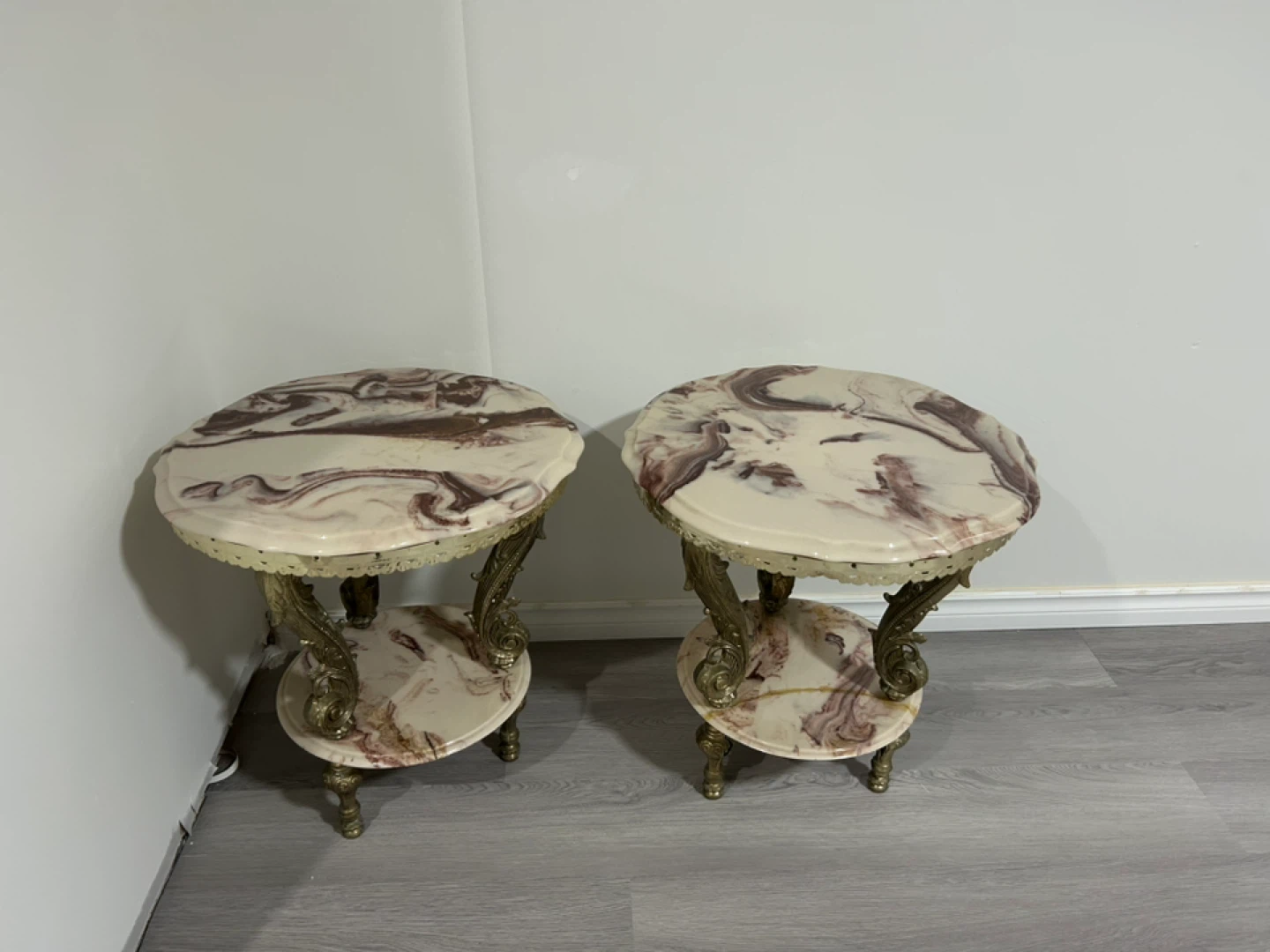 Vintage Rococo Side Table with Marble Top - photo 3