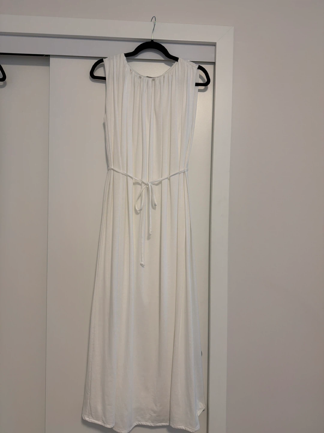 H&M White Sleeveless Maxi Dress Size S