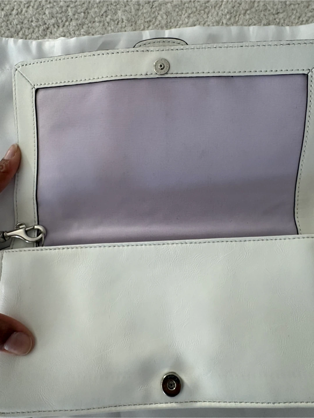 🏆Coach 🏆 White Patent Leather Wristlet - photo 4