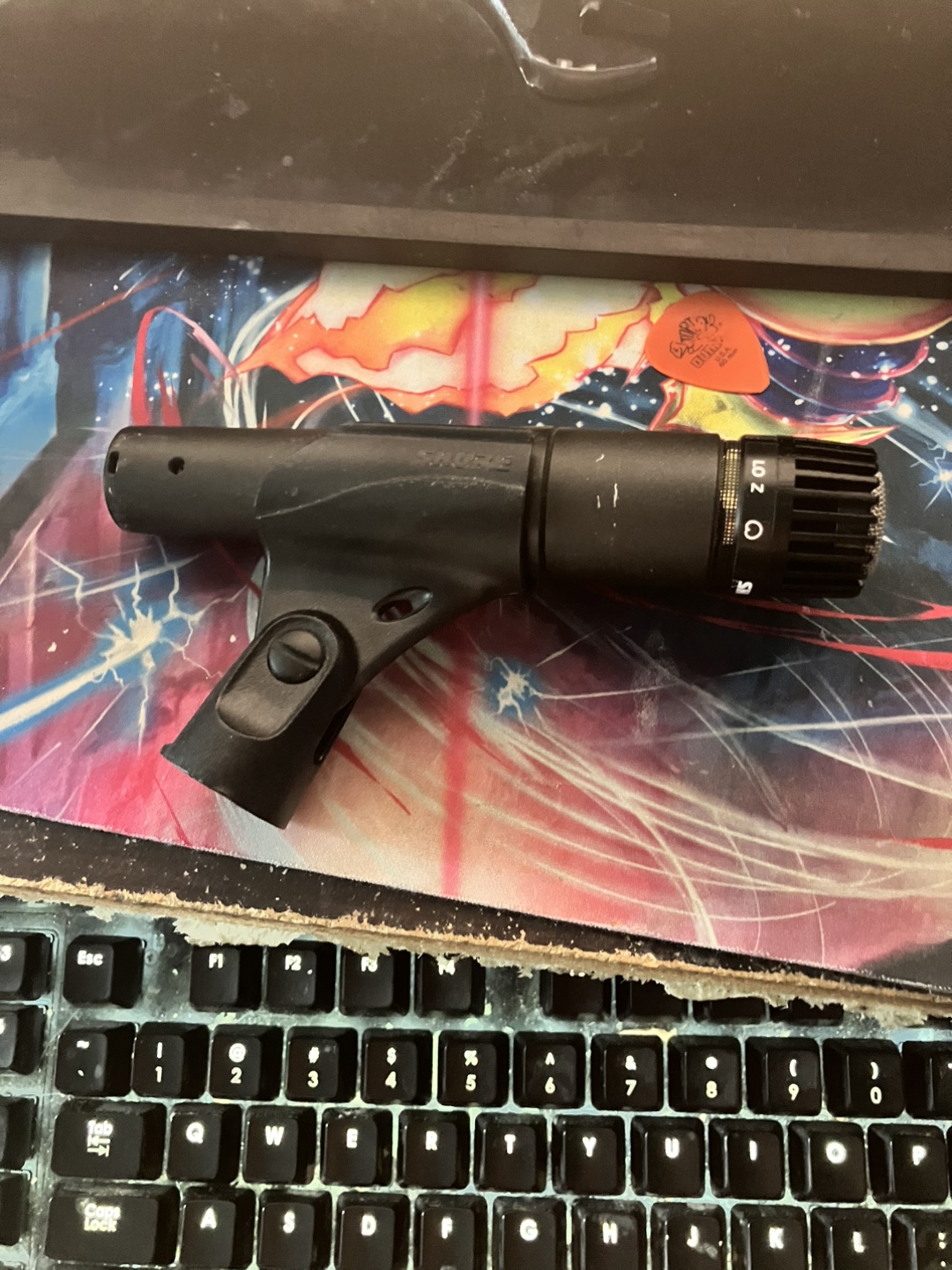 Shure SM57 w/ clip + bag + 12’ XLR
