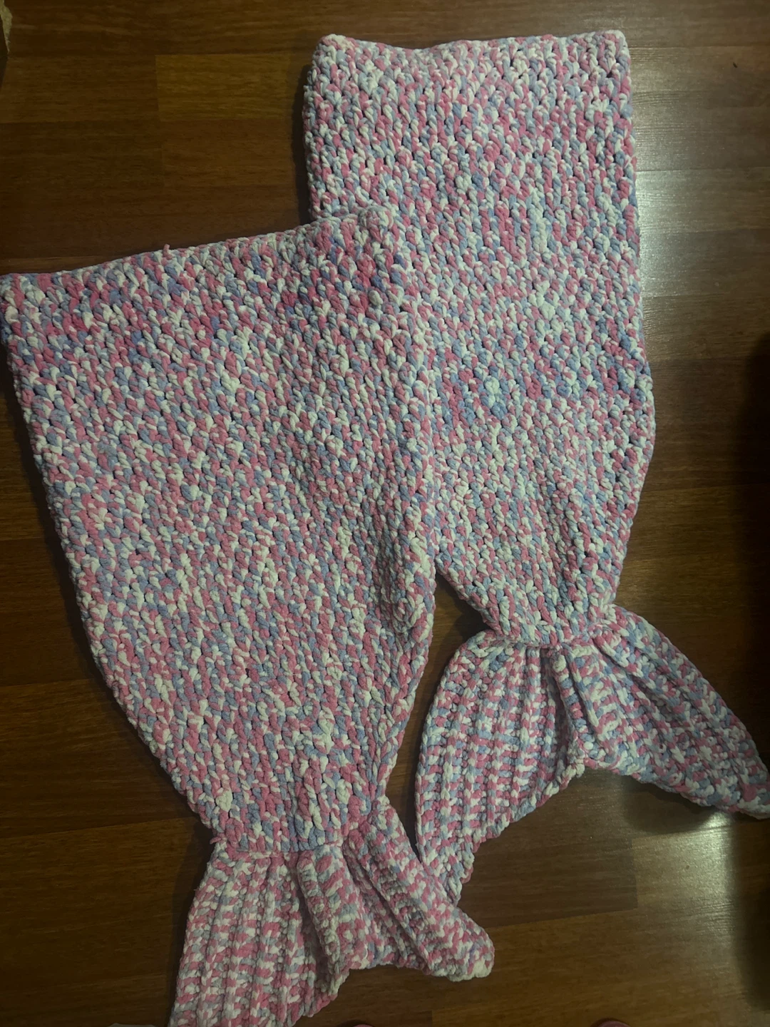🏆2 Crocheted Mermaid Tail Blanket
