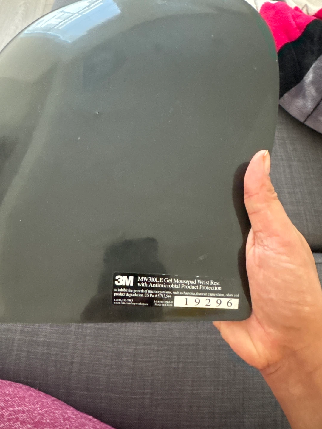 3M MW30PL Gel Mousepad Wrist Rest with Antimicrobial Protection - photo 2