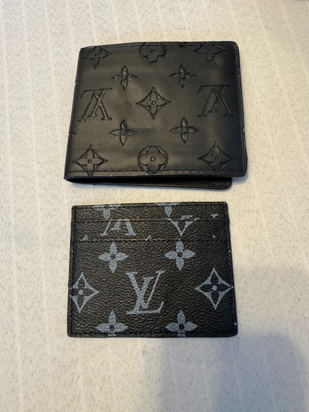 Mens wallet need gone asap